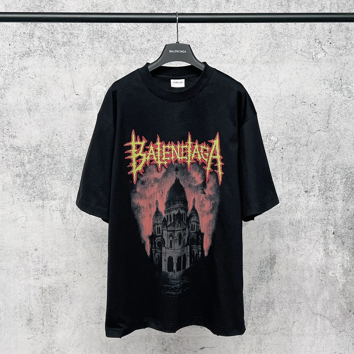 【 . Quality】BALENCI*GA/ .SS 26 New Arrival Balenclag* Sacre Coeur T 。 . Authentic ， 。 ZP 。 260 ， . ， ，。 。 。 ， 。 OS . Same Style ：BL 263769 ：Black，Pink Size：XS S M L